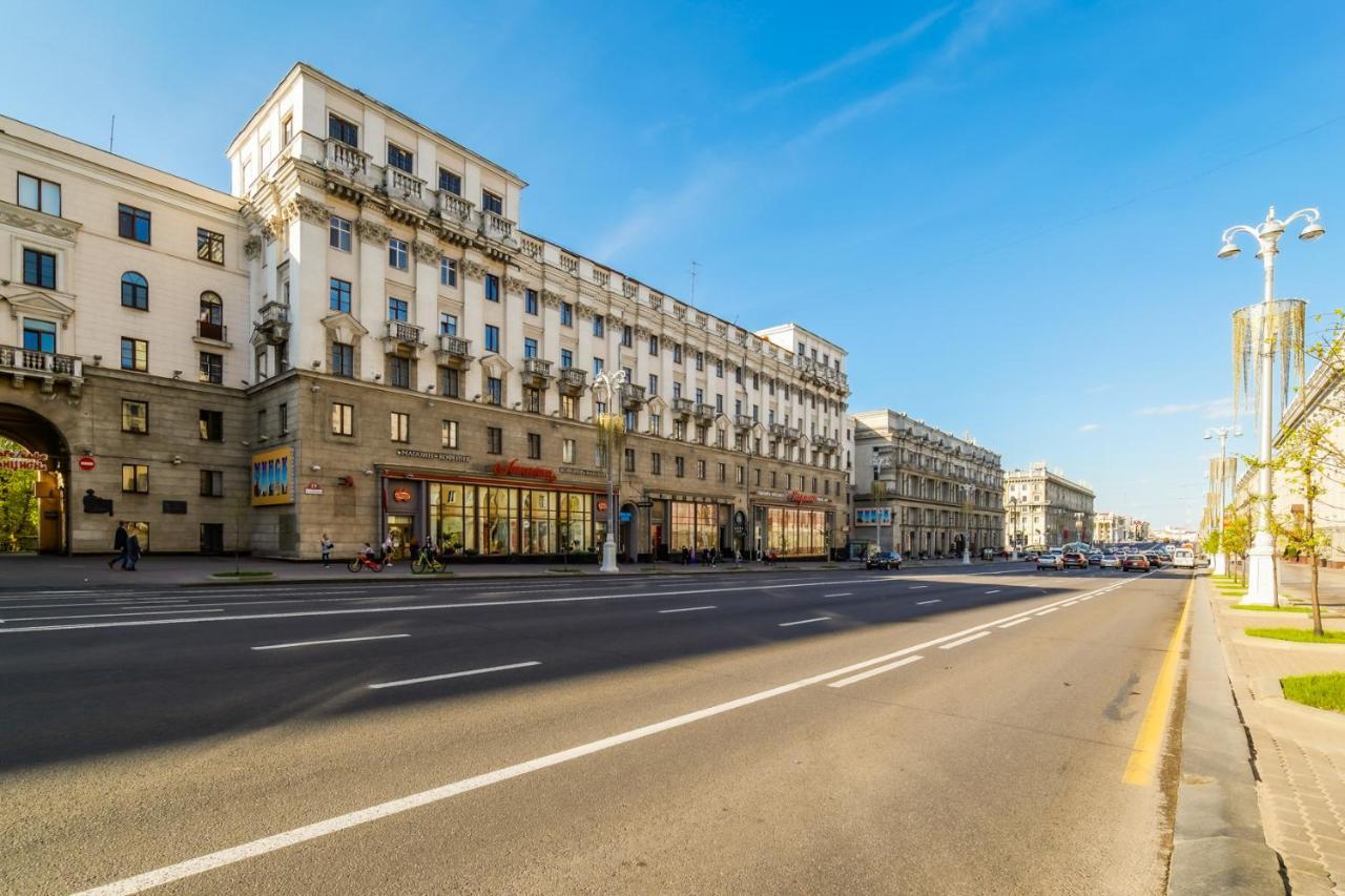 In The Center Of Minsk Apartman Kültér fotó